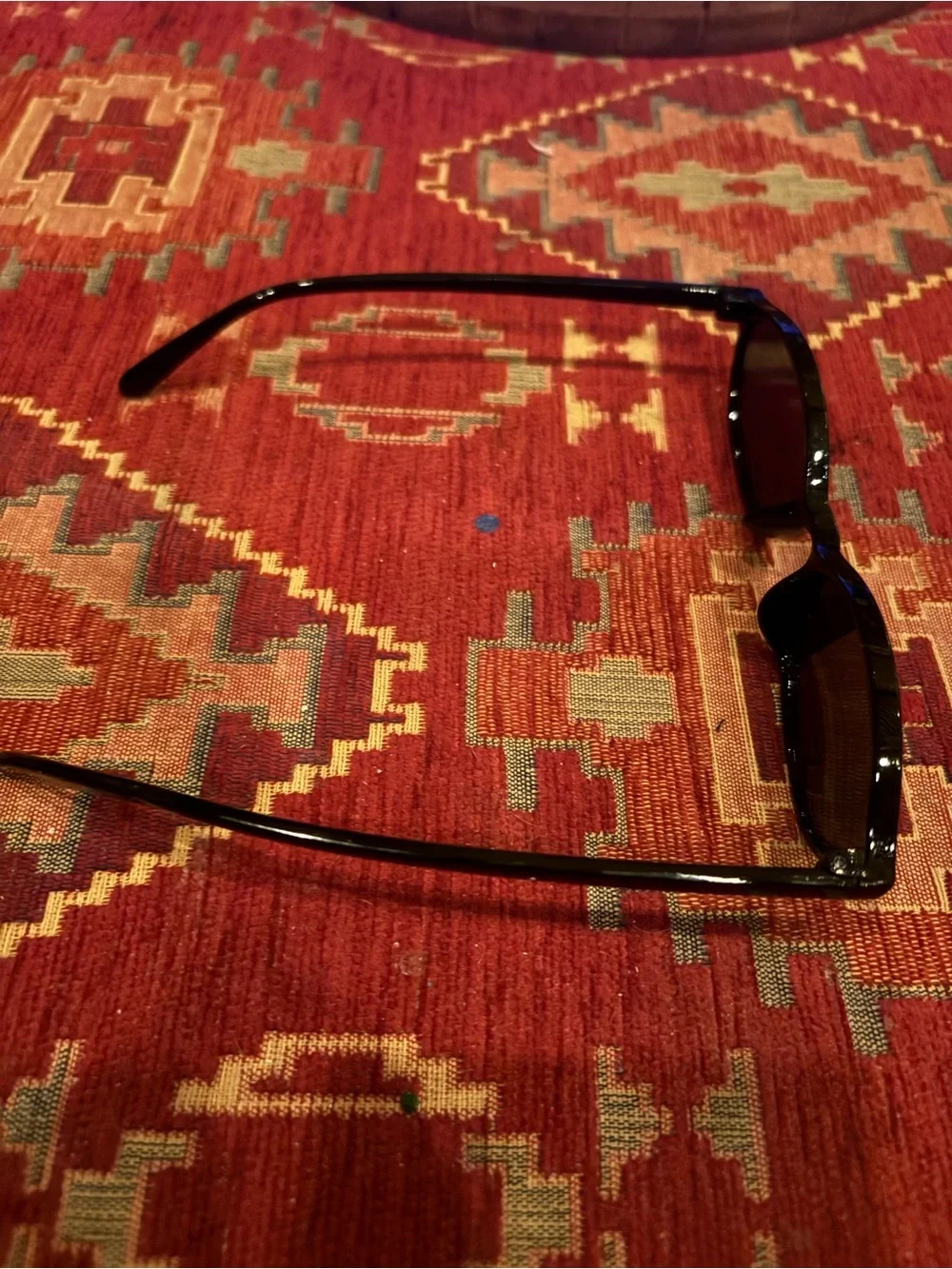 NWOT cat eye small oval black sunglasses